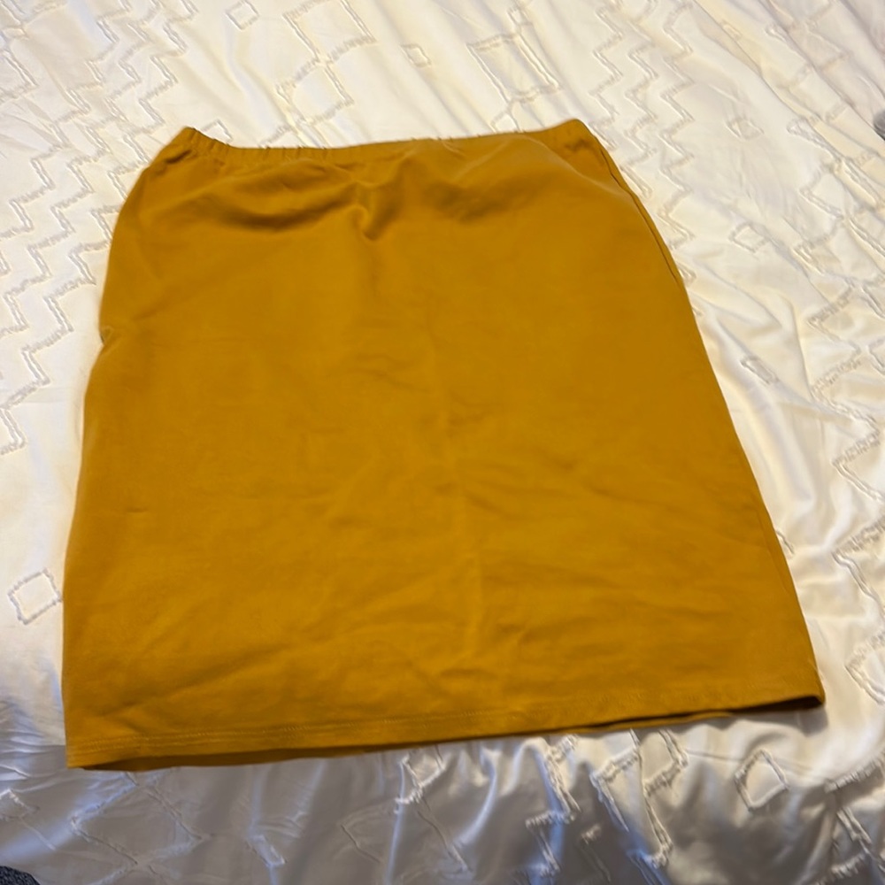 Nuggles skirt